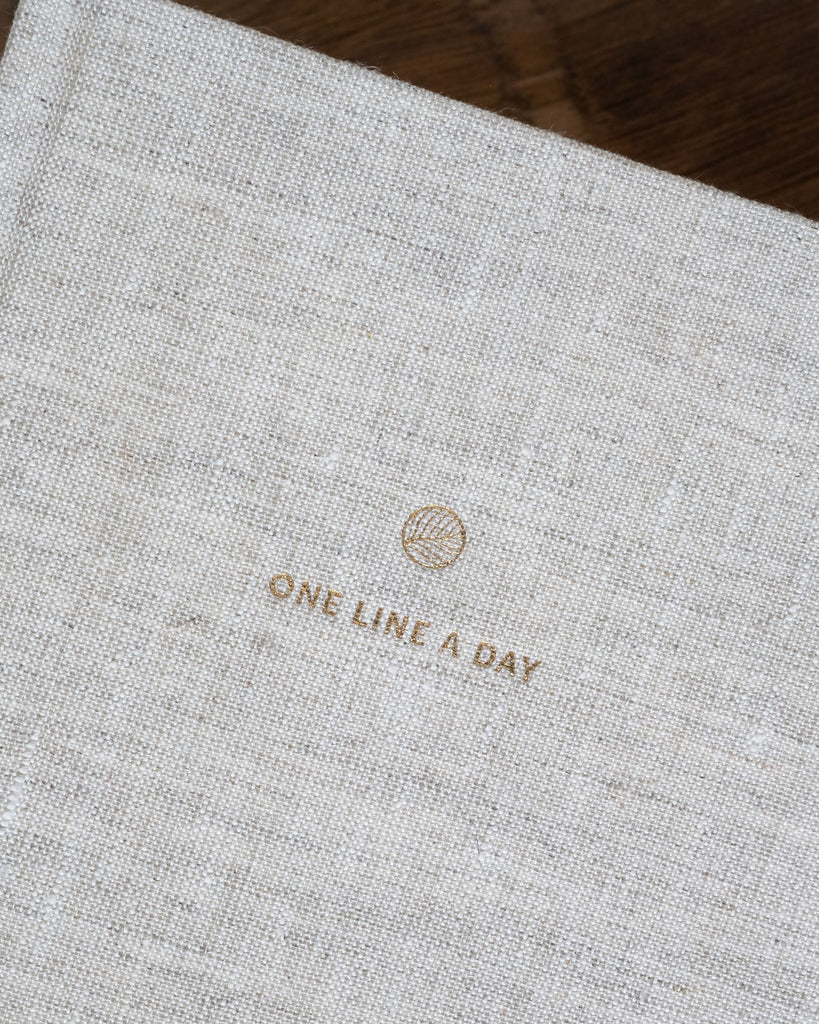 Journal - One Line A Day - Beige Linnen - Things I Like Things I Love