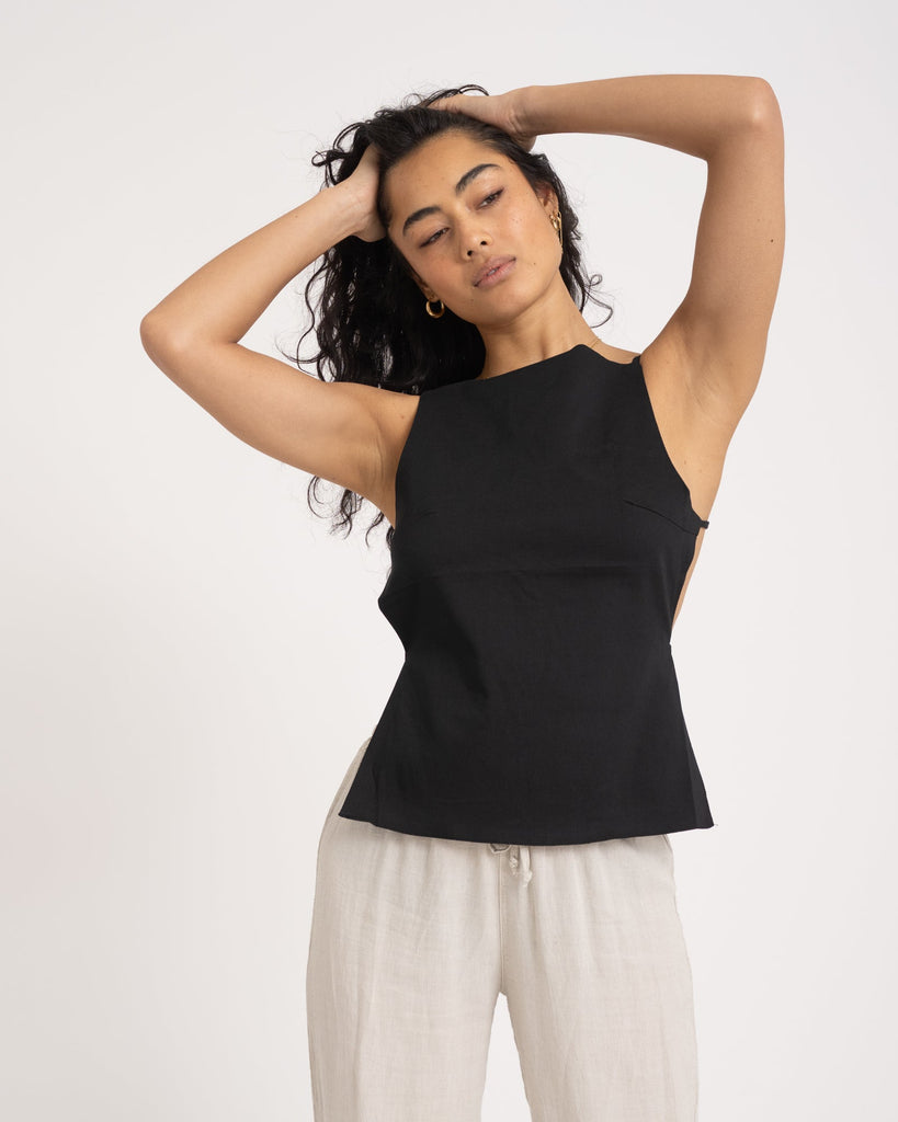 TILTIL Sian Top Open Back Black One Size - Things I Like Things I Love