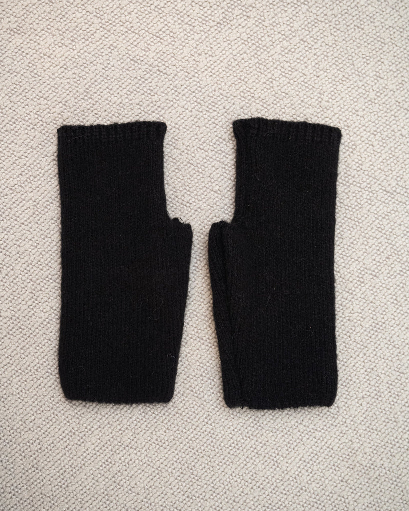 Knitted Fingerless Gloves Black - Things I Like Things I Love
