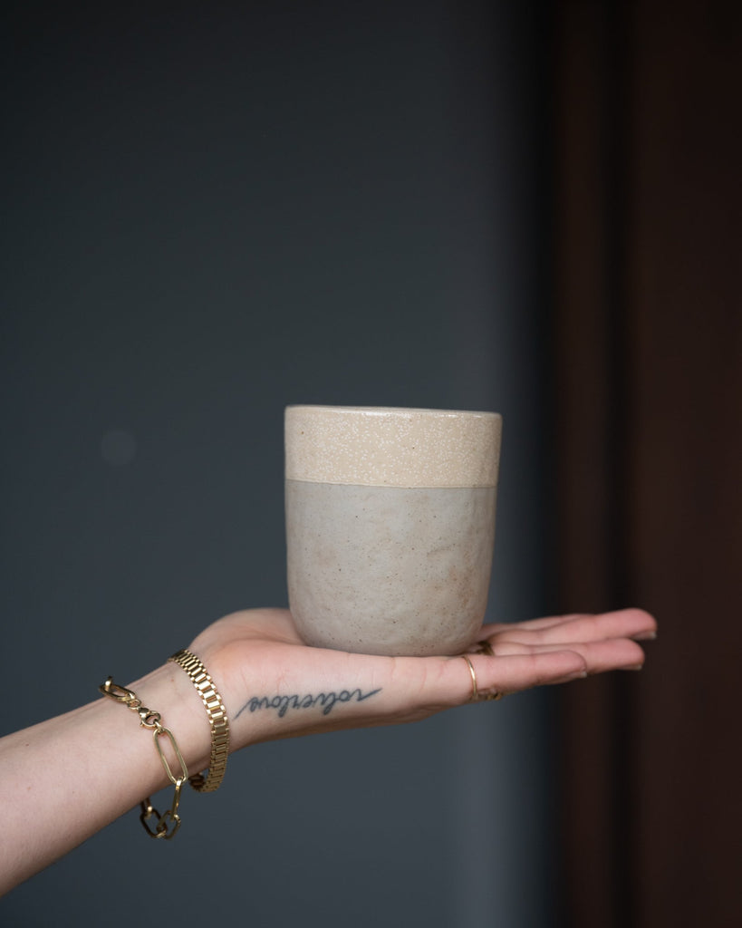 Medium Mug Spiró Seashell - Things I Like Things I Love