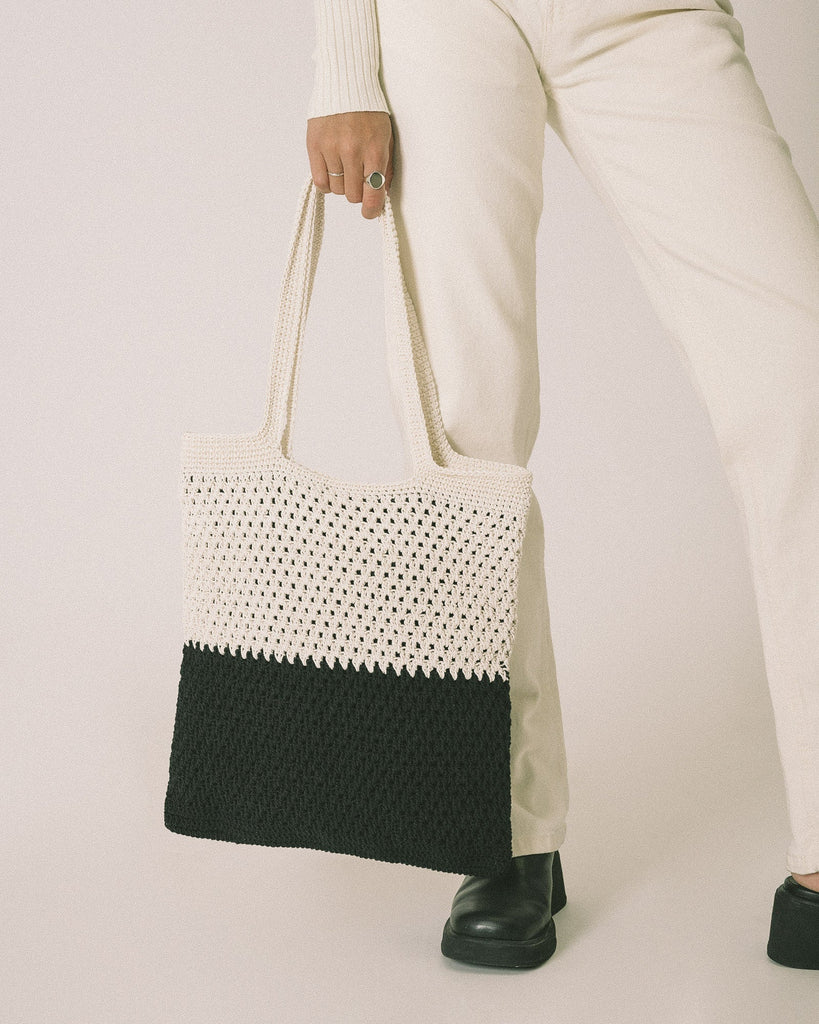 TILTIL Black/White Crochet Bag - Things I Like Things I Love