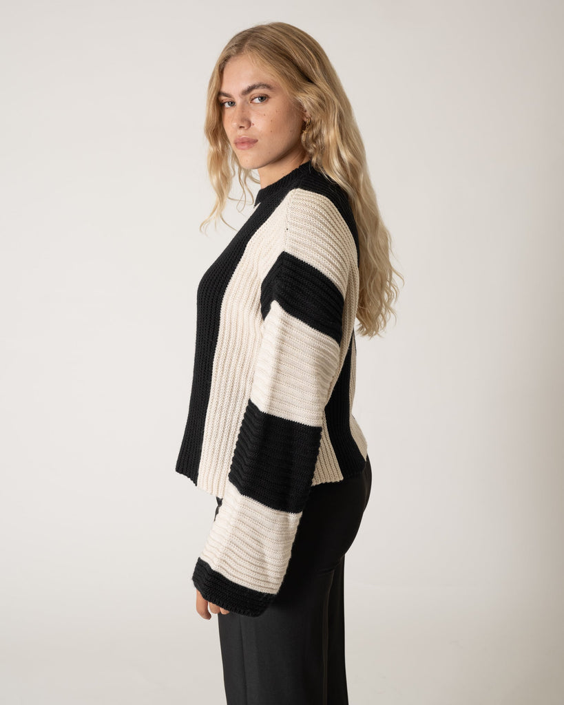 TILTIL Indy Knit Stripe Black Beige One Size - Things I Like Things I Love